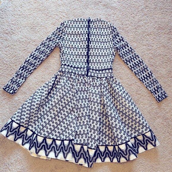 NWOT MAJE Royan Lace Dress (size 2) - Picture 2 of 3